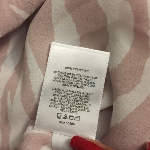 Express Pink Animal Print Blouse - Picture 7 of 8